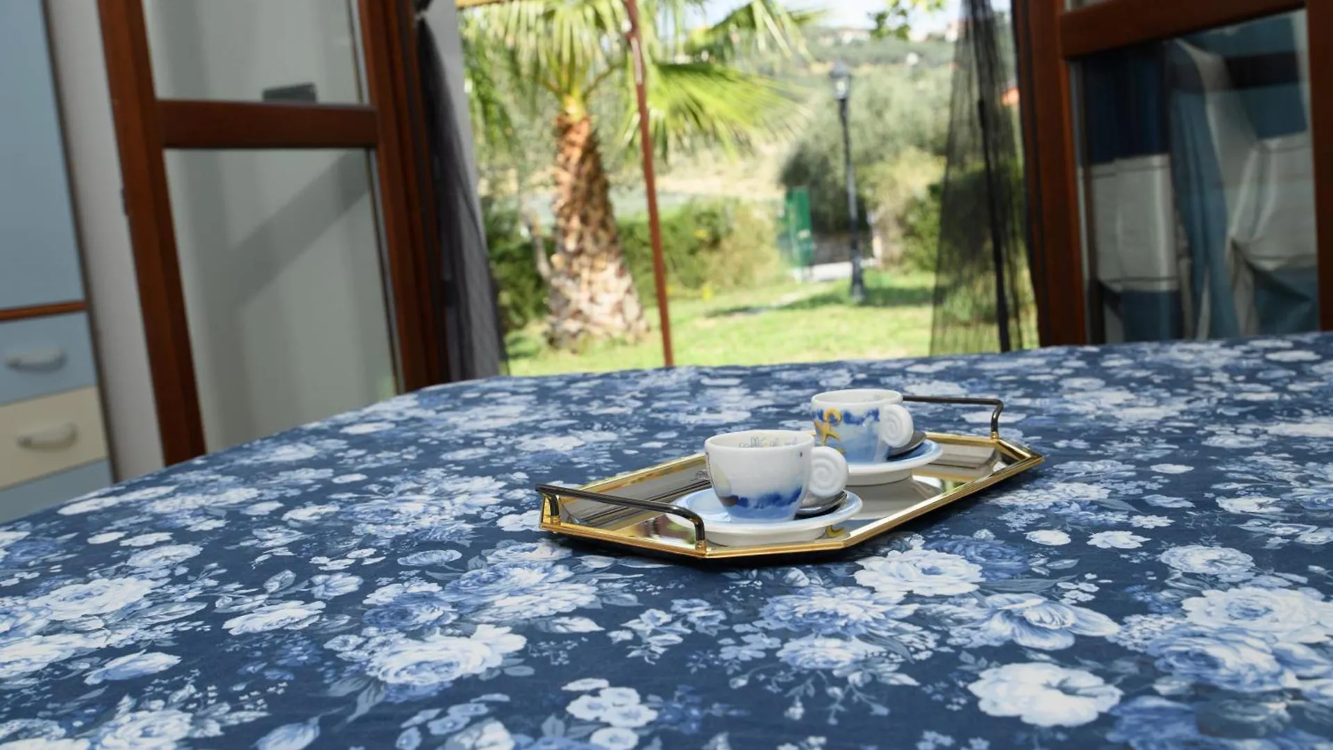 Villa Lazzarini Appartamento Giorgia Con Piscina Condivisa 2Km Dal Mare Imperia 0*,