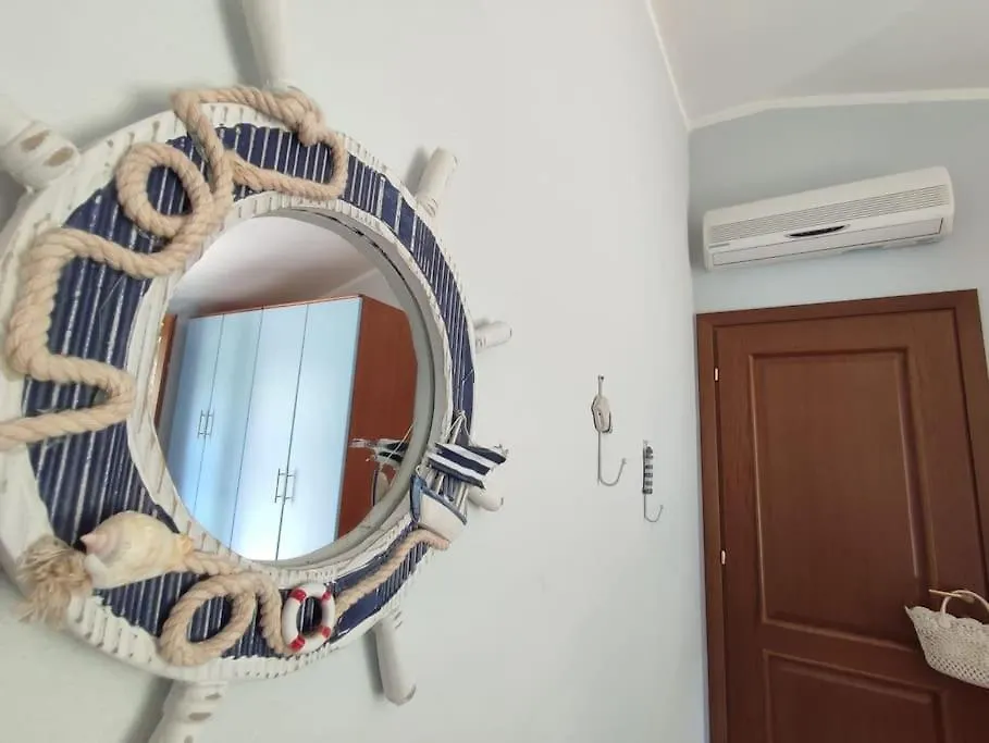 Villa Lazzarini Appartamento Giorgia Con Piscina Condivisa 2Km Dal Mare Imperia