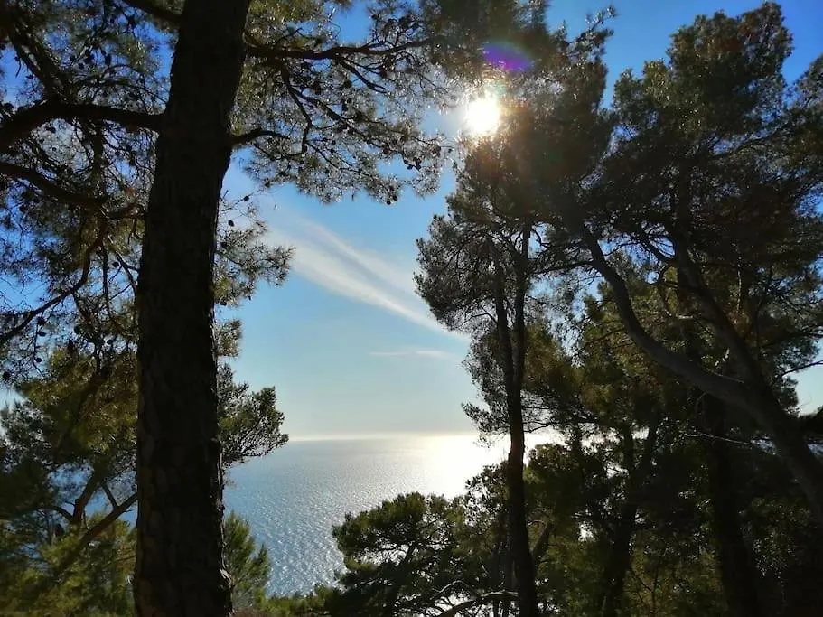 Holiday home Villa Lazzarini Appartamento Giorgia Con Piscina Condivisa 2Km Dal Mare Imperia