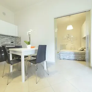 Casa vacanze Thomas, Imperia